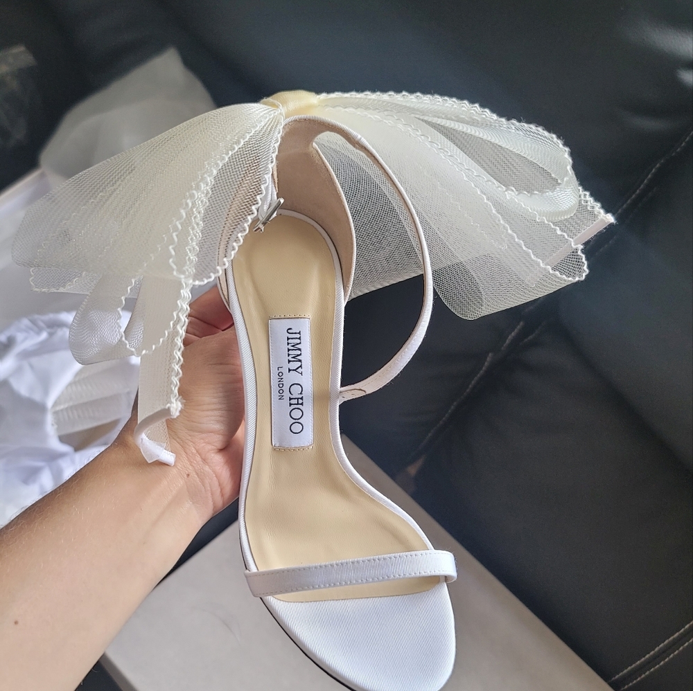 Shoes - Picture 2 of 4
